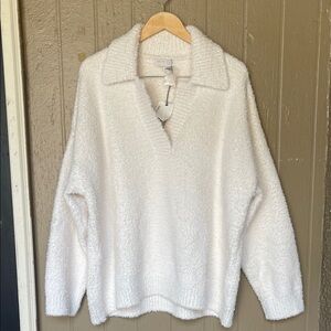 Barefoot Dreams eco cozychic wide placket pullover Cream V-Neck Sweater